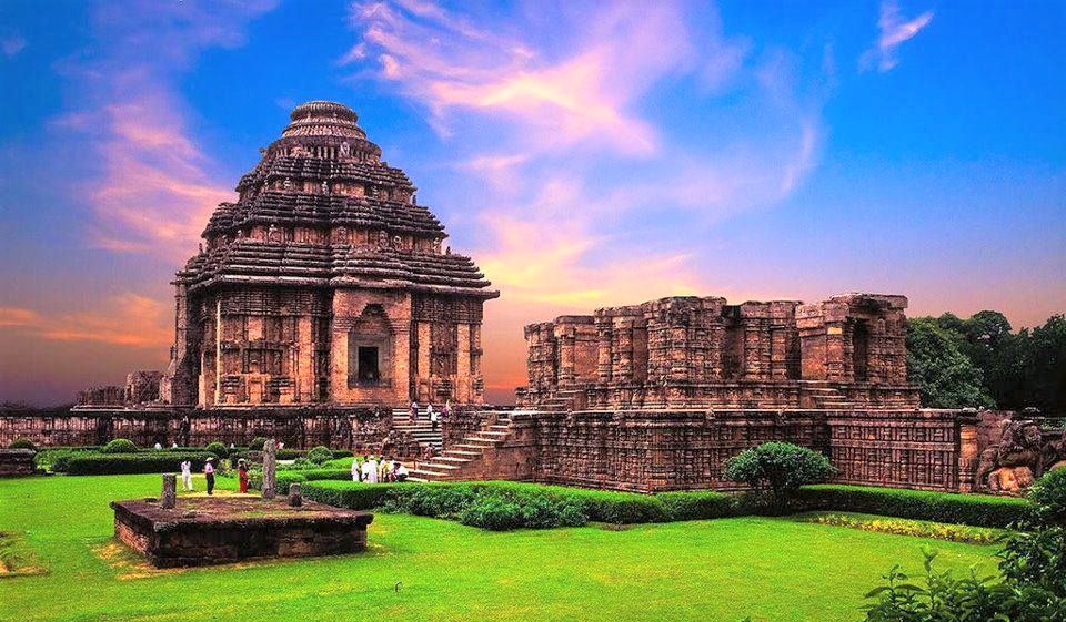 Sun Temple Konark stone chariot architecture built by Narasimhadeva I