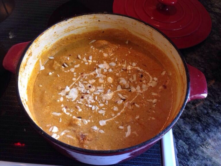 North Indian butter chicken dish